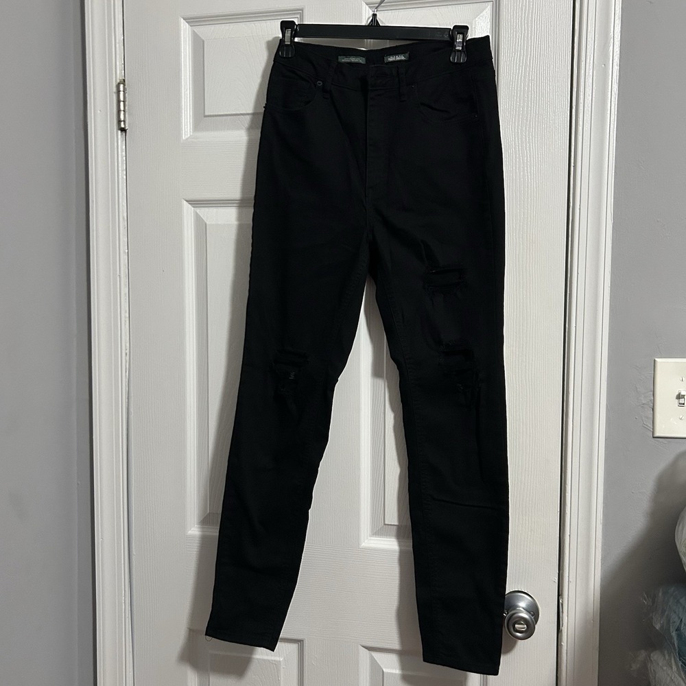 Wild Fable Black Distressed Super High-Rise Skinny Jeans Size 8